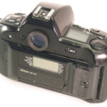 Nikon AF F90 Body + MF26 Databack