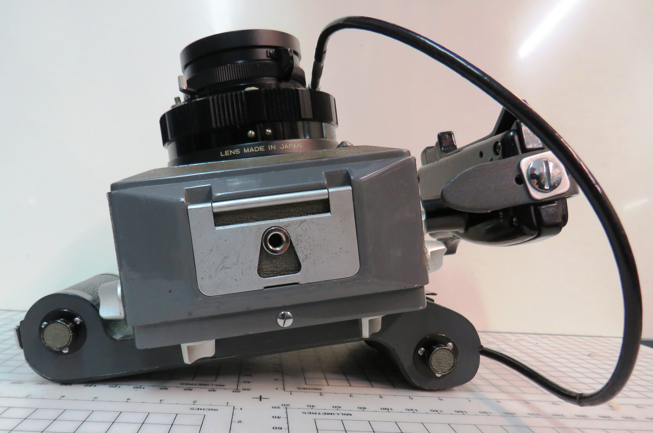 Mamiya Press Camera + 100mm f3.5 Sekor + 6×9 Roll Film Back + Grip