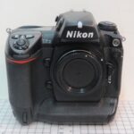 Nikon D2X 12.4 MP Digital Body with Battery + Charger